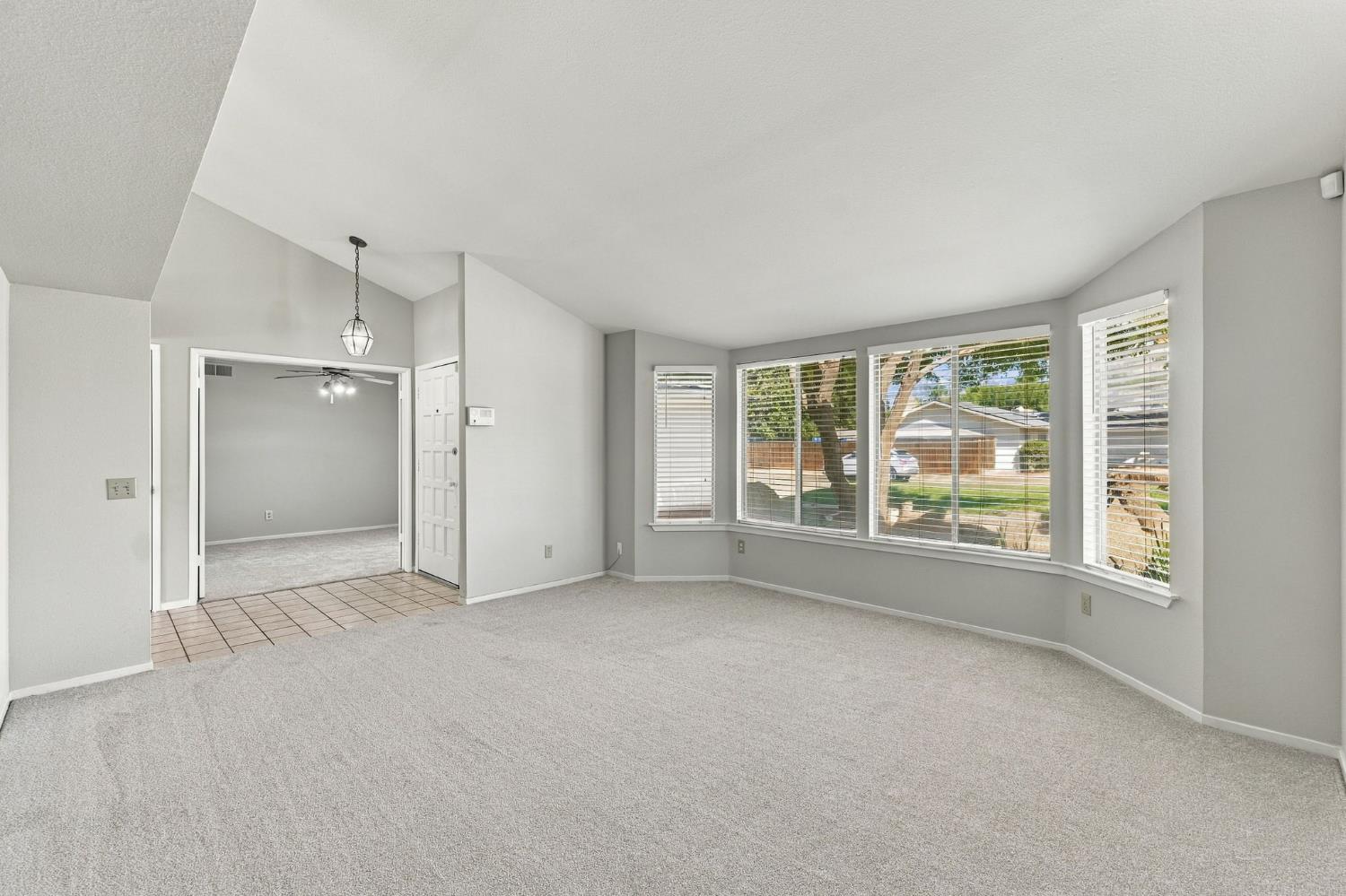 5145 W Hampton Way, Fresno, CA 93722