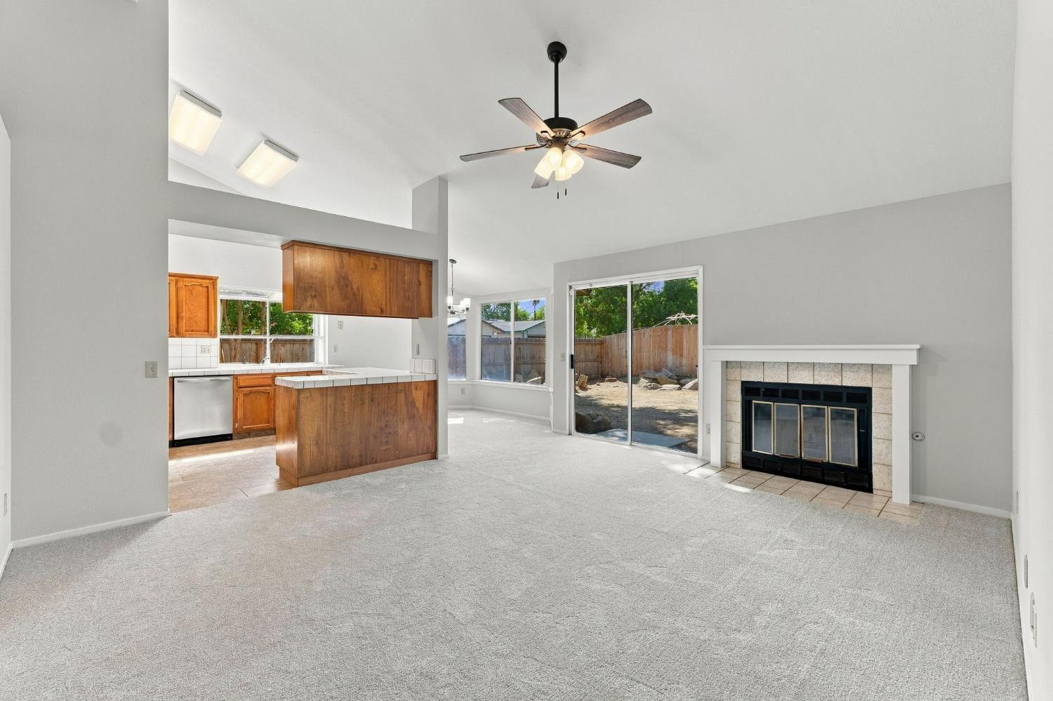 5145 W Hampton Way, Fresno, CA 93722