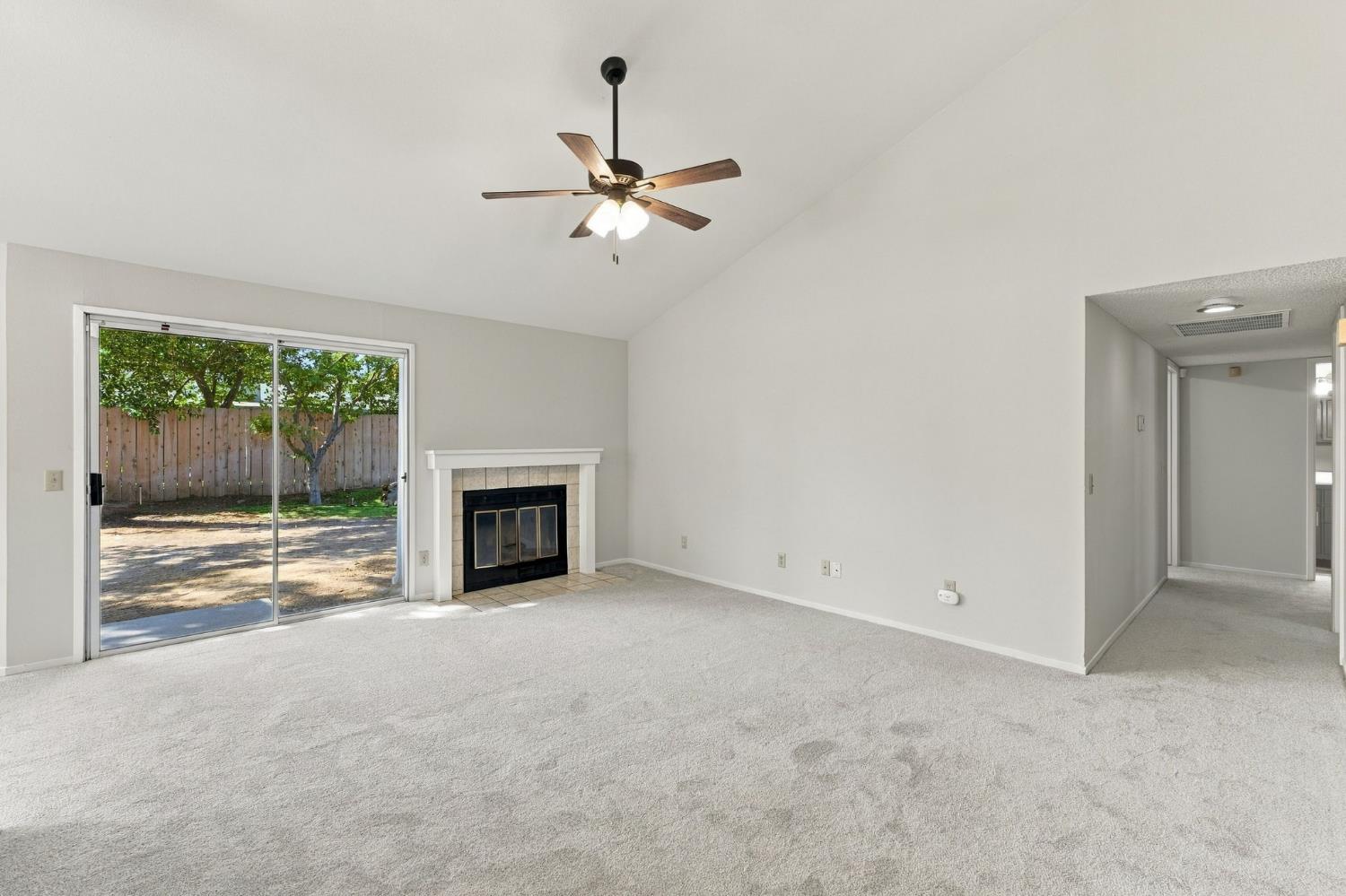 5145 W Hampton Way, Fresno, CA 93722