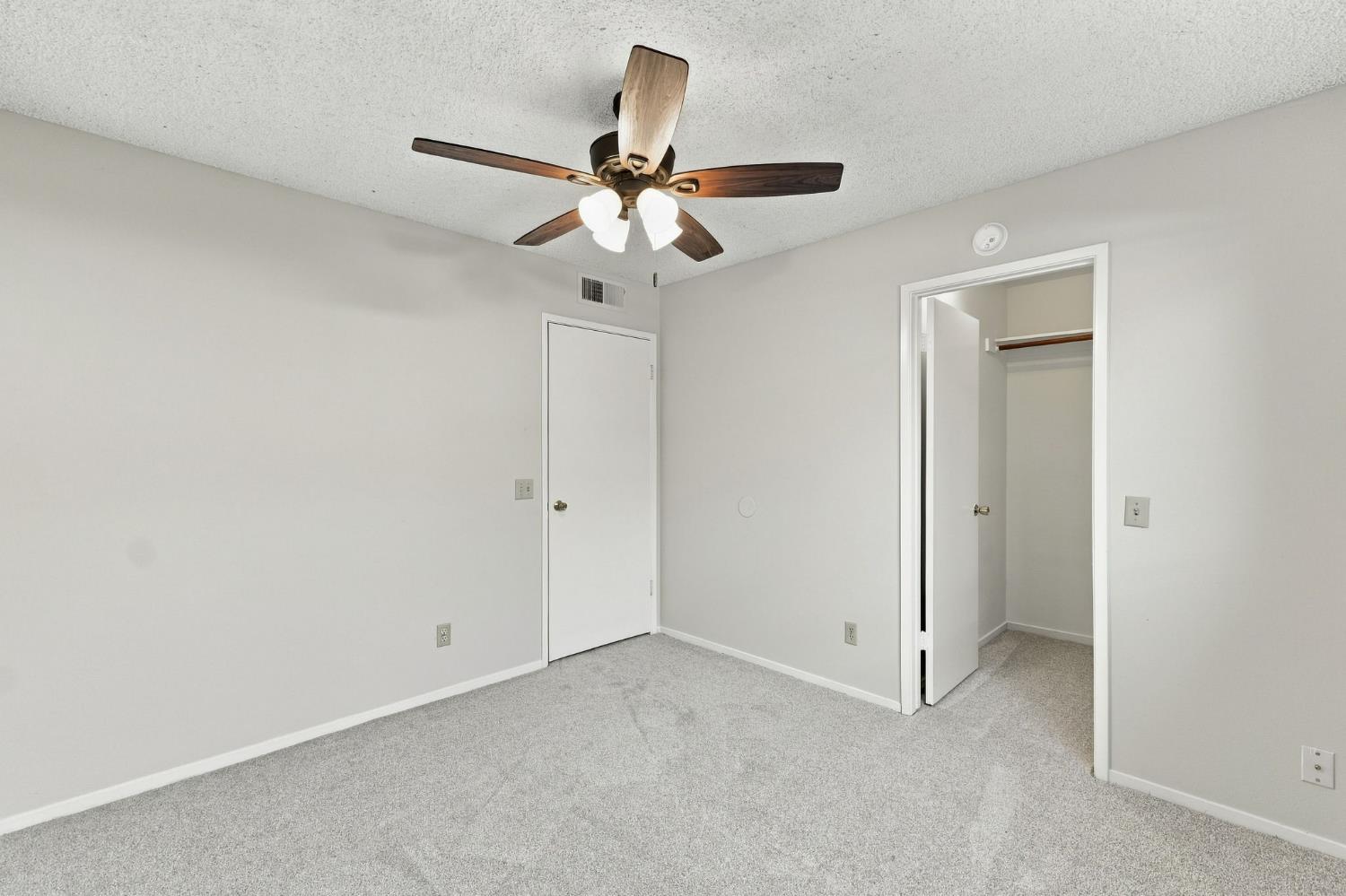 5145 W Hampton Way, Fresno, CA 93722