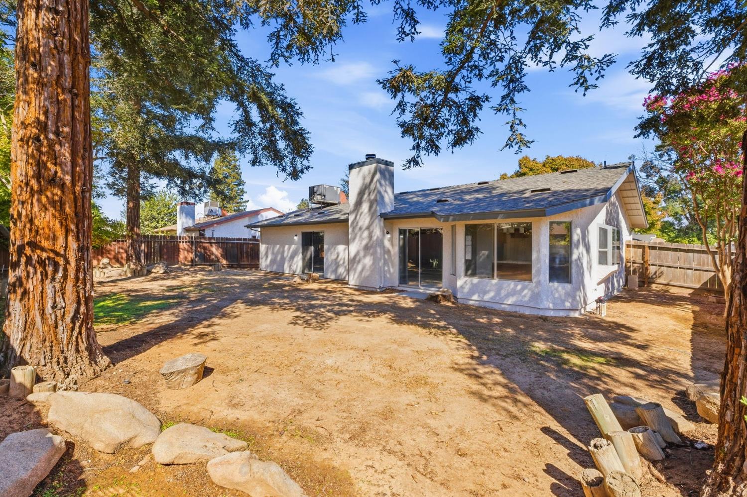 5145 W Hampton Way, Fresno, CA 93722