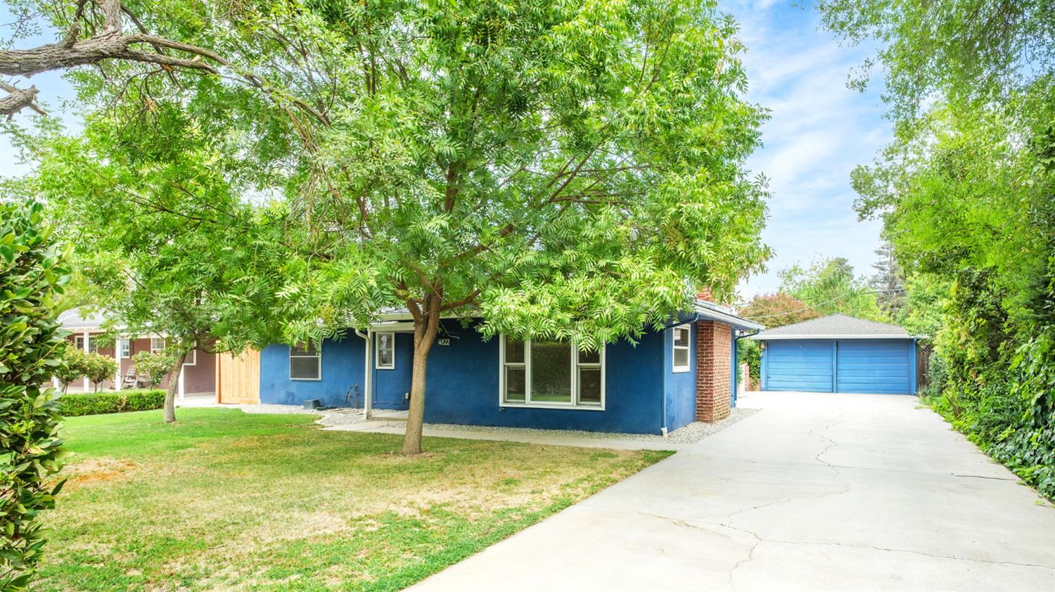 4822 N Safford Ave, Fresno, CA 93704