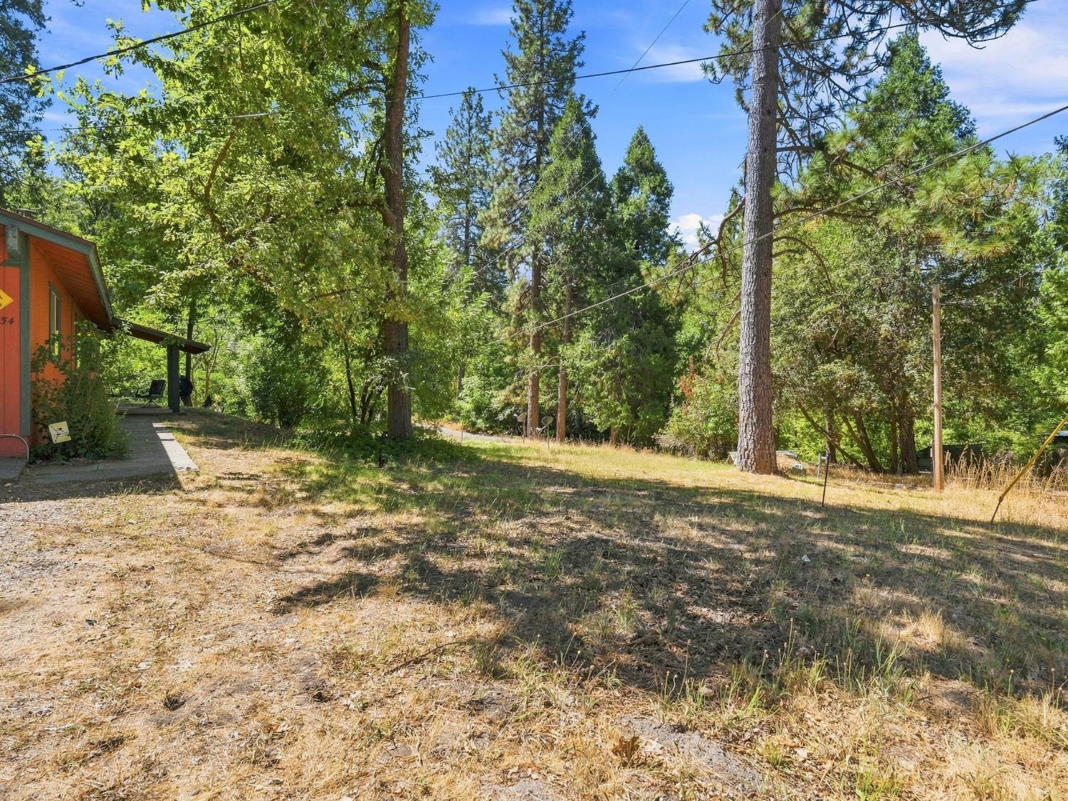 44754 Mountain Meadow Rd, Oakhurst, CA 93644