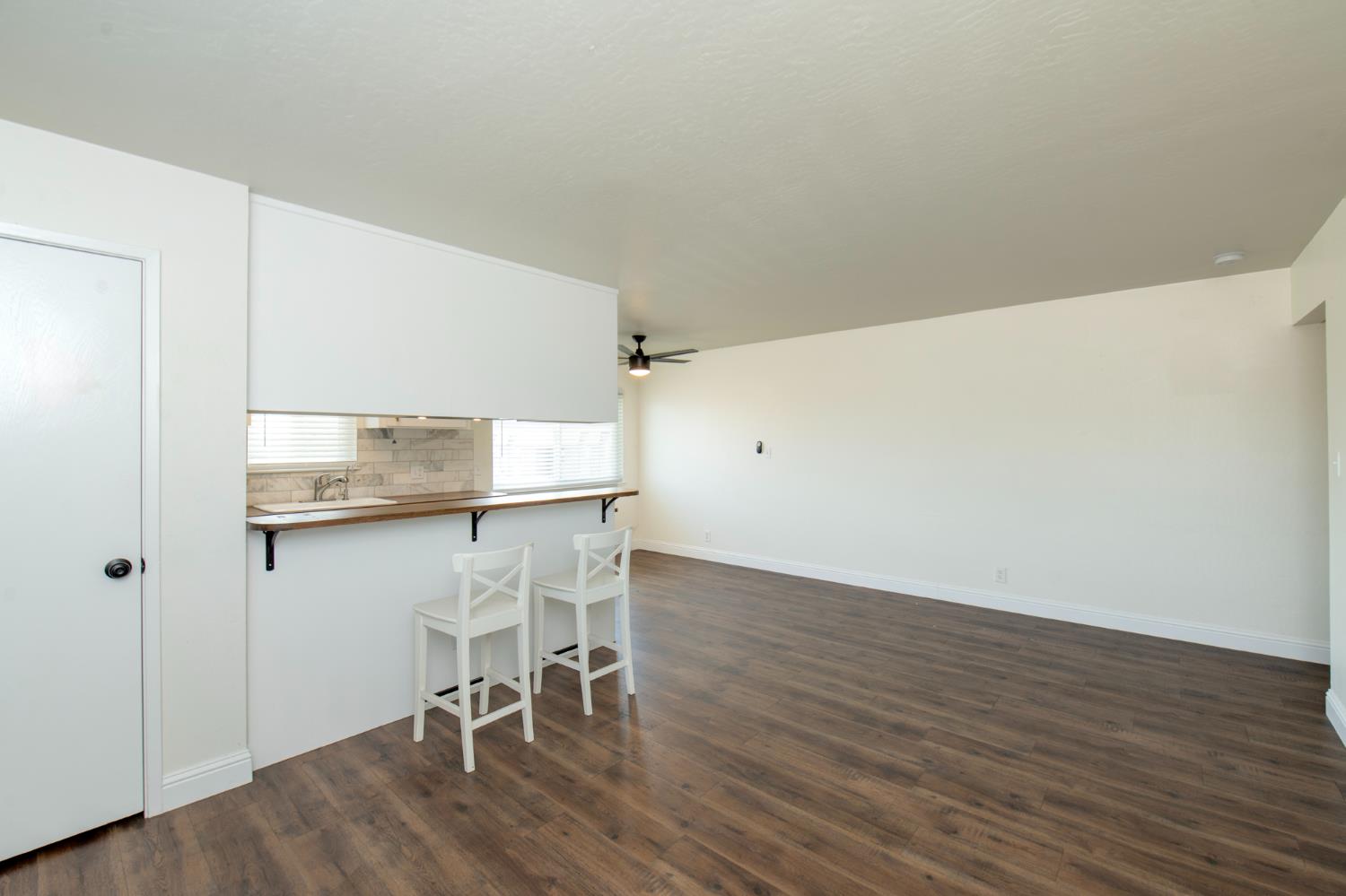 4904 N Holt Ave #204, Fresno, CA 93705