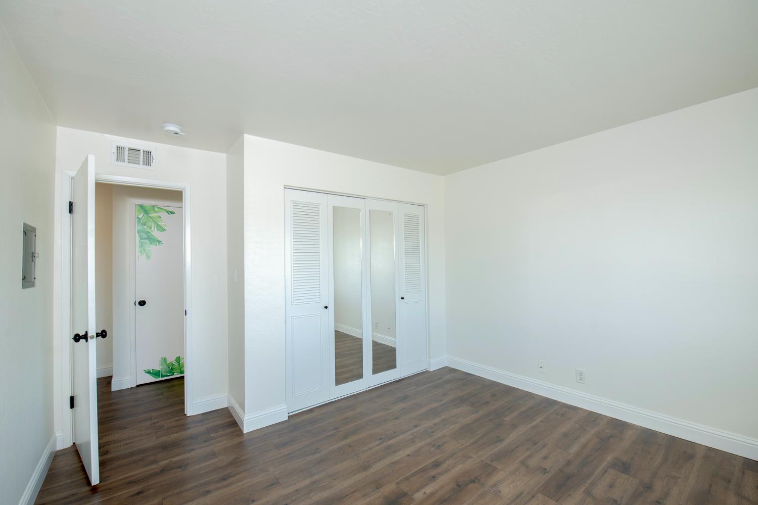 4904 N Holt Ave #204, Fresno, CA 93705
