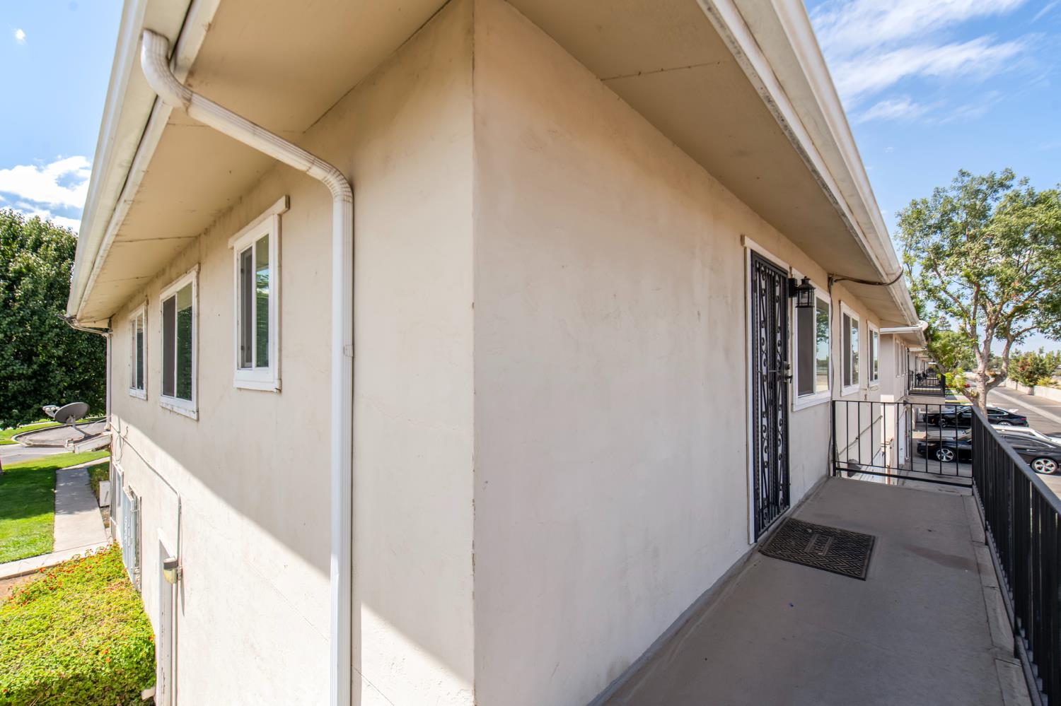 4904 N Holt Ave #204, Fresno, CA 93705
