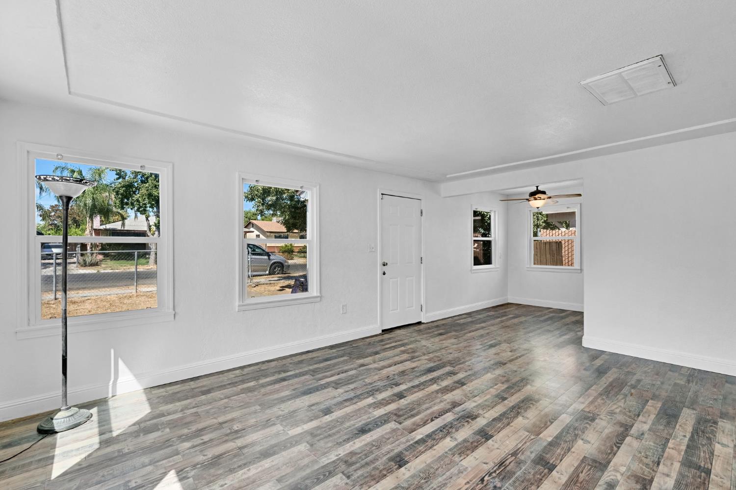 3614 E Washington Ave, Fresno, CA 93702