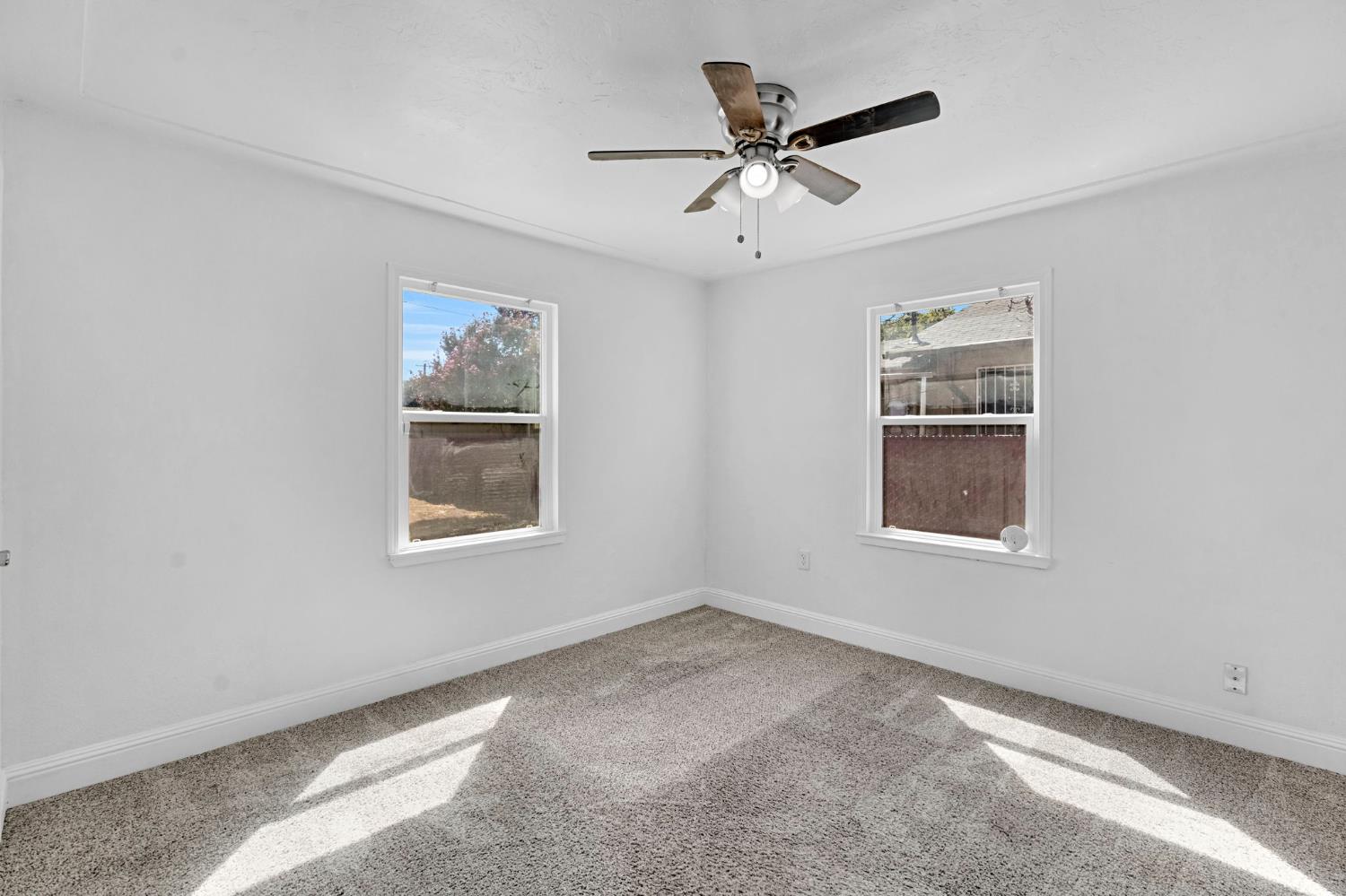 3614 E Washington Ave, Fresno, CA 93702