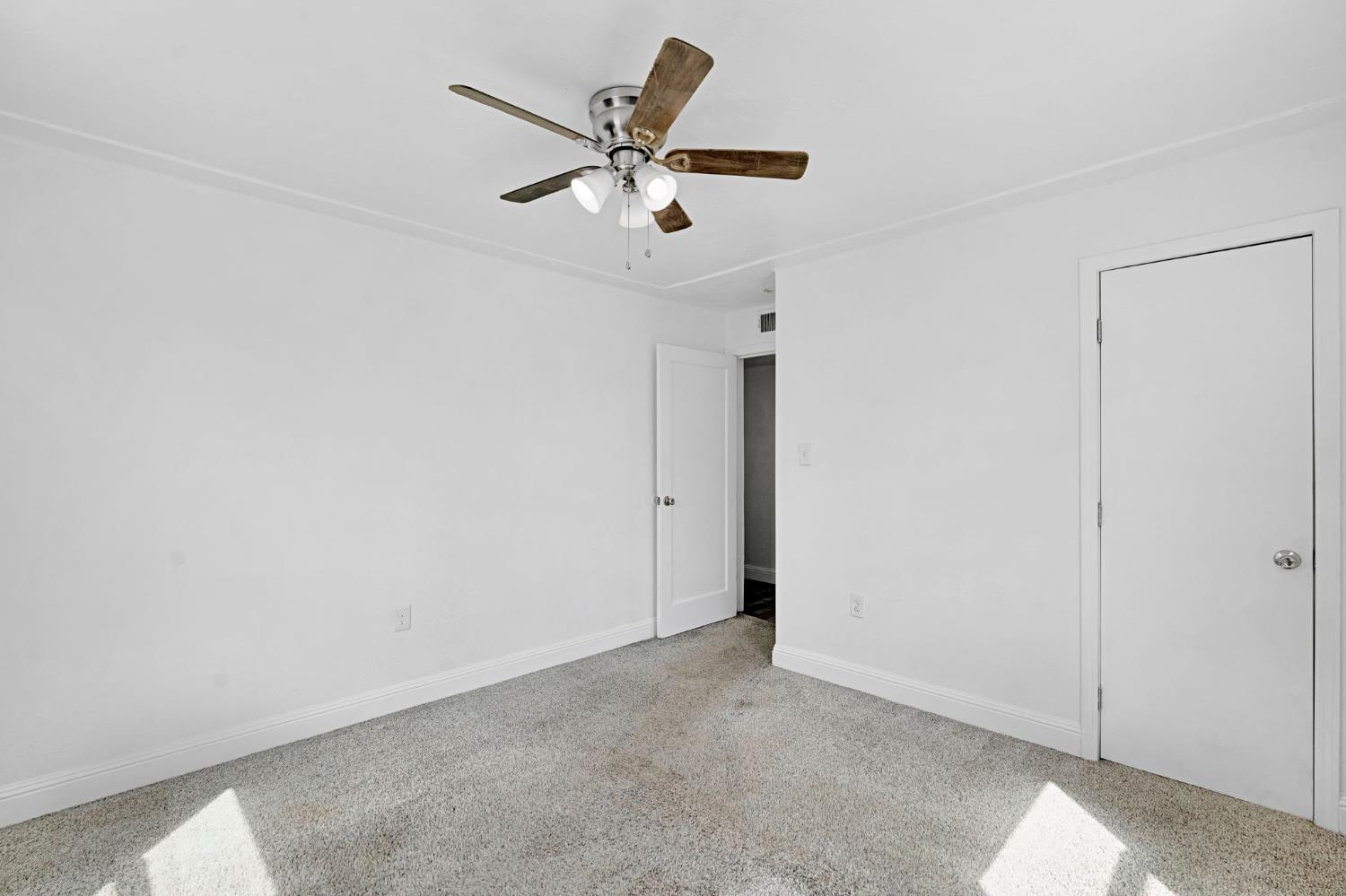 3614 E Washington Ave, Fresno, CA 93702