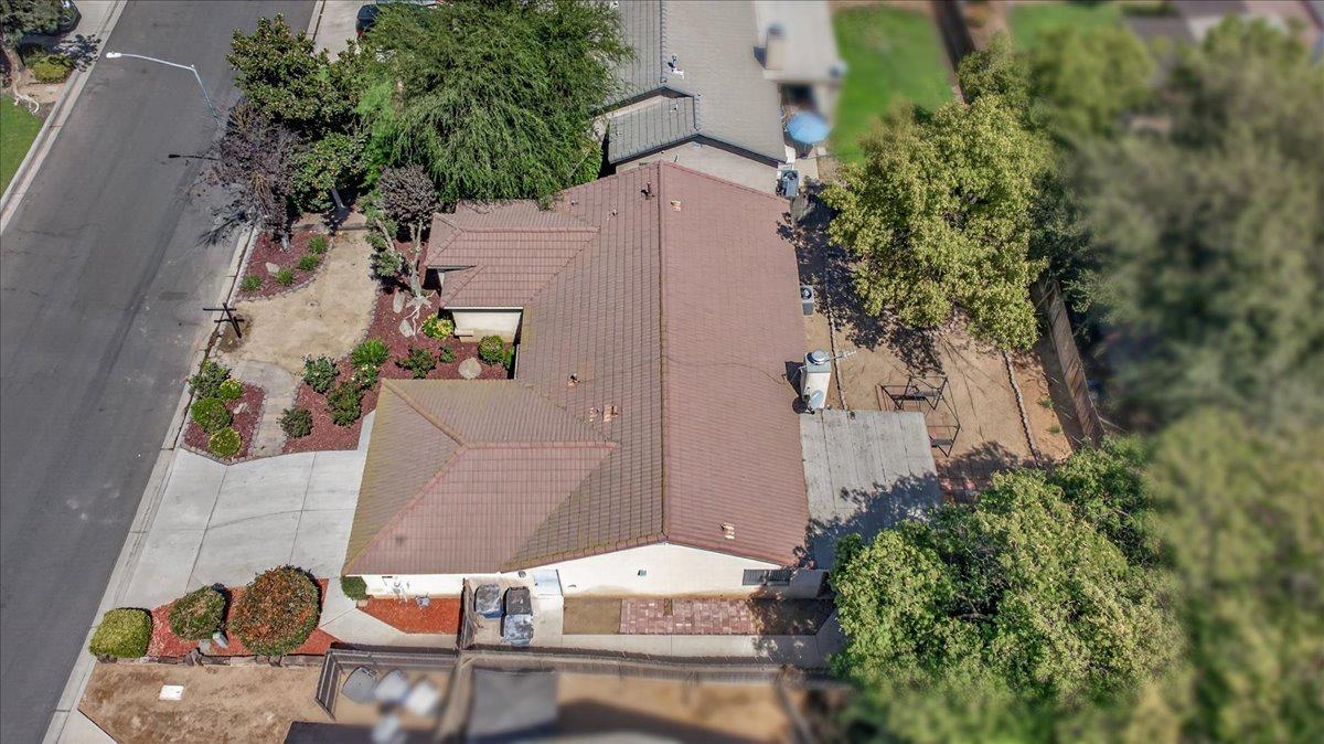 5438 N State St, Fresno, CA 93722
