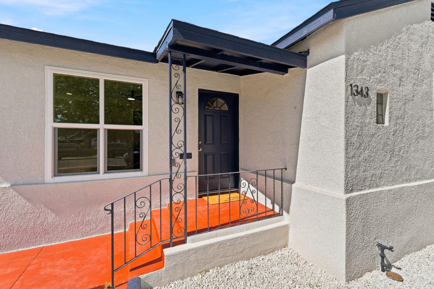1343 N Esther Way, Fresno, CA 93728