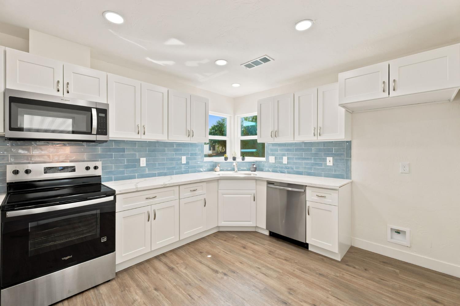 1343 N Esther Way, Fresno, CA 93728