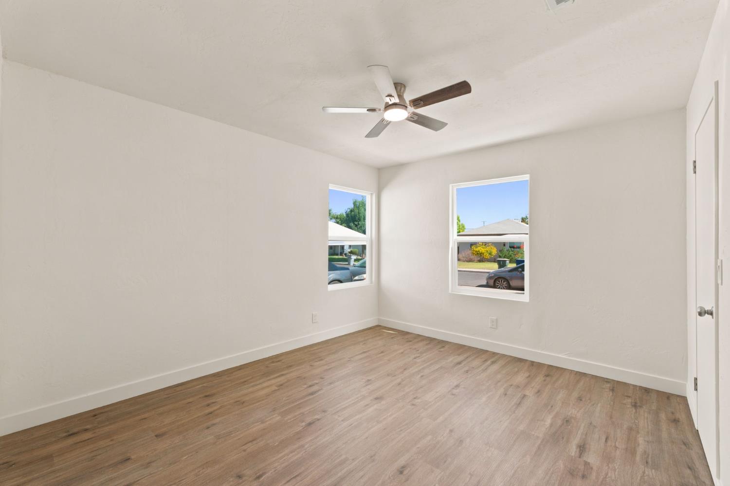 1343 N Esther Way, Fresno, CA 93728