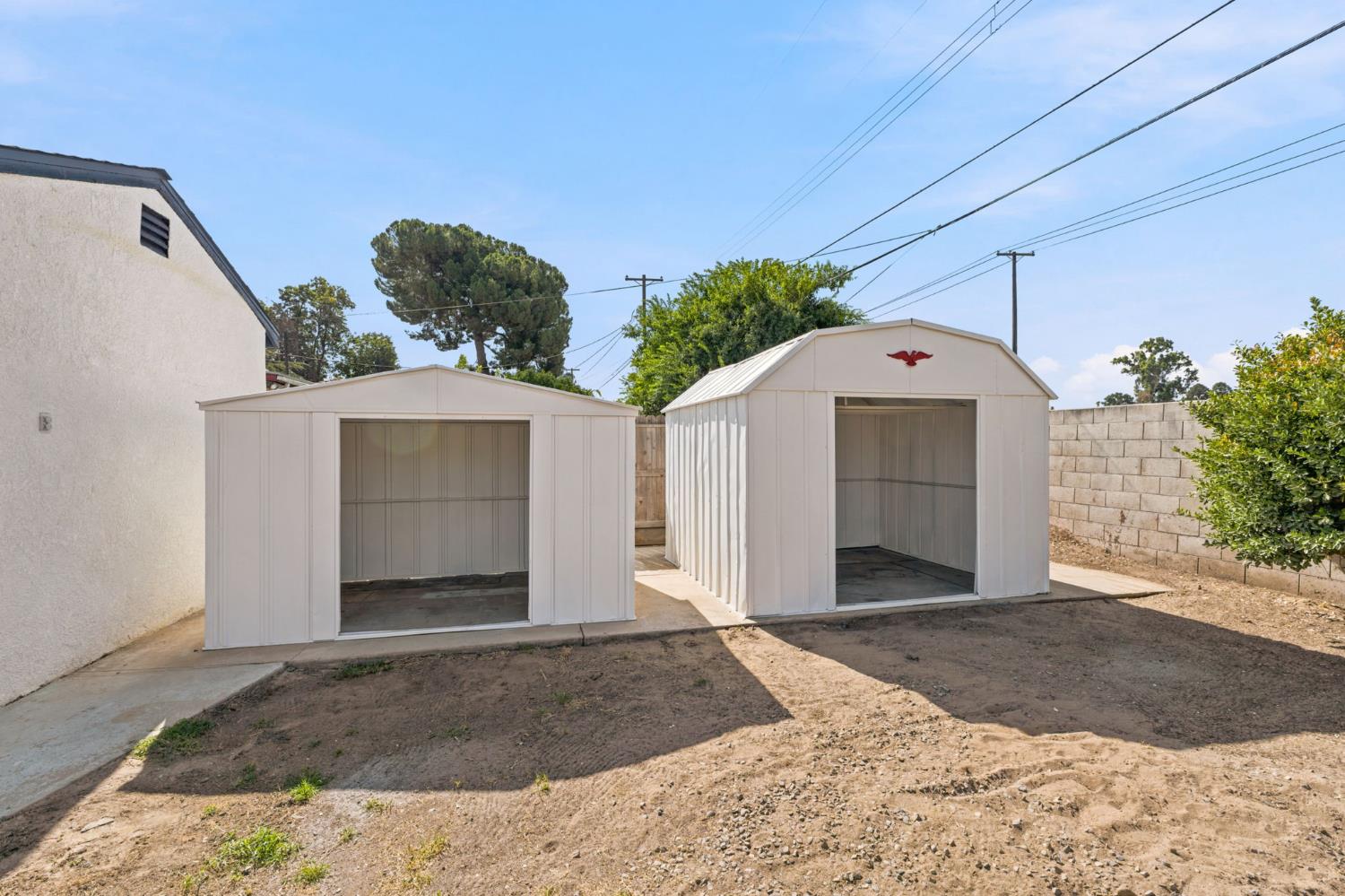 1343 N Esther Way, Fresno, CA 93728