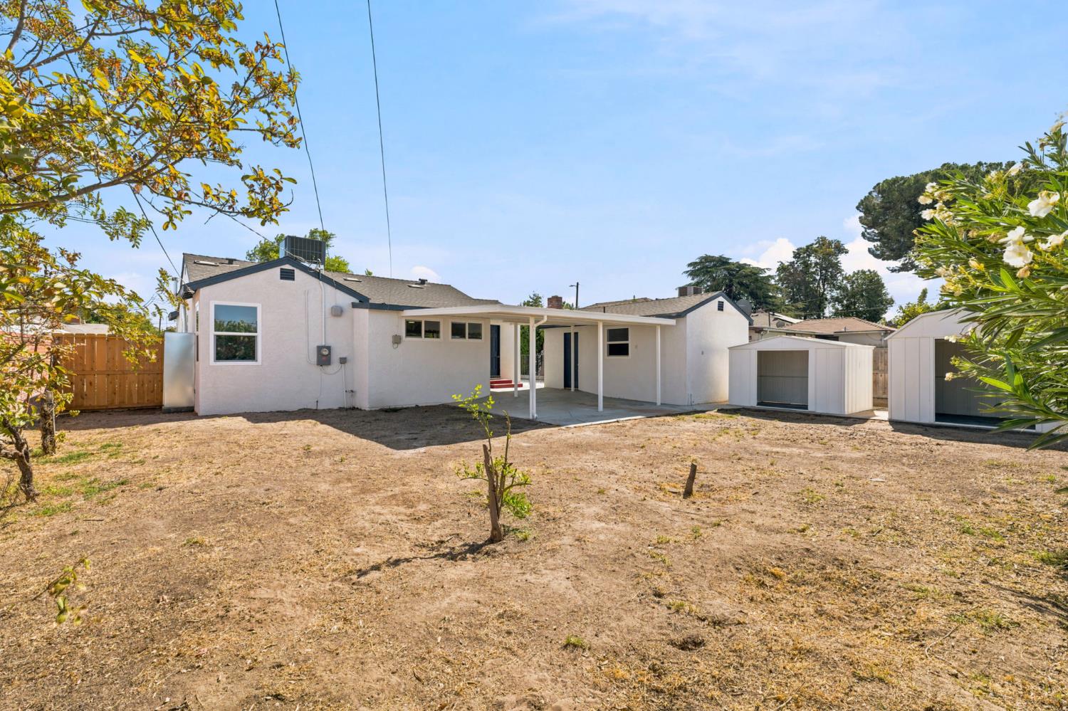 1343 N Esther Way, Fresno, CA 93728