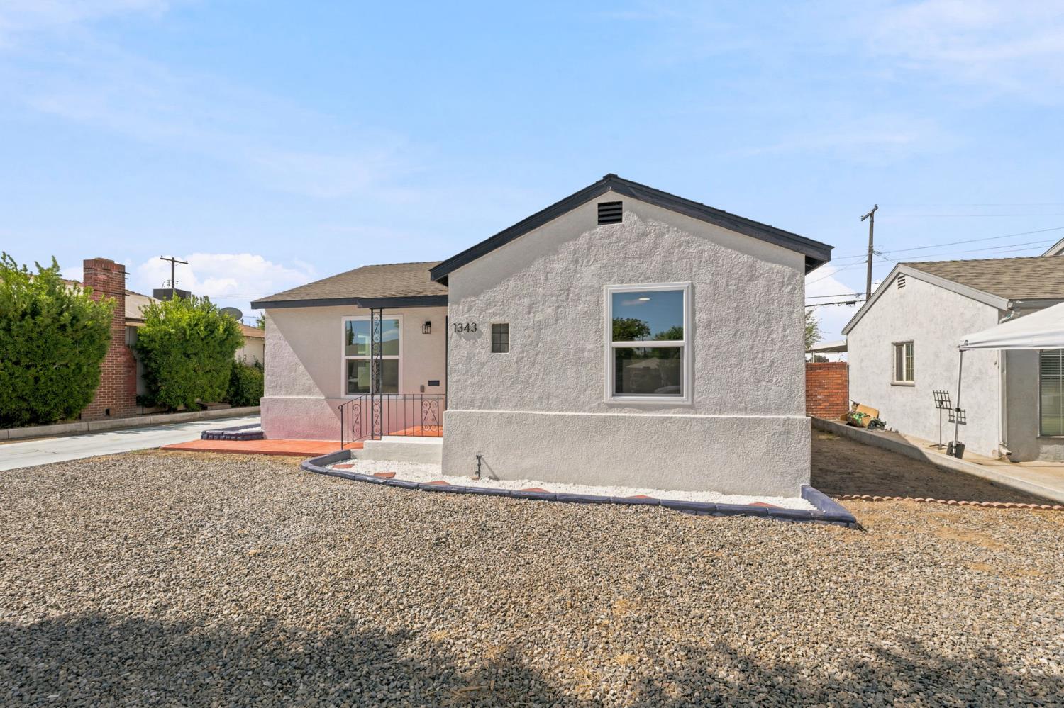1343 N Esther Way, Fresno, CA 93728