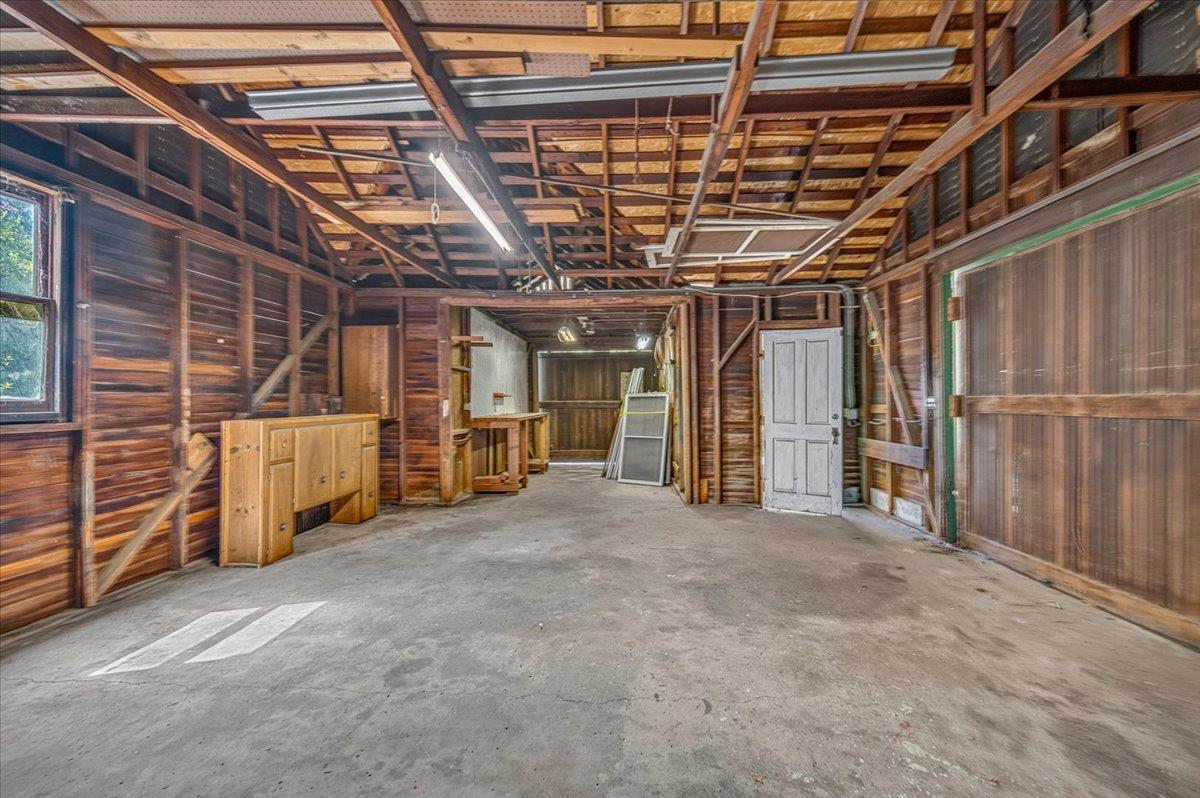 600 E Carmen Ave E, Fresno, CA 93728