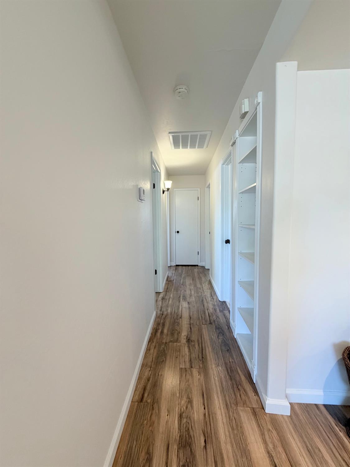 1833 W Pico Ave, Fresno, CA 93705