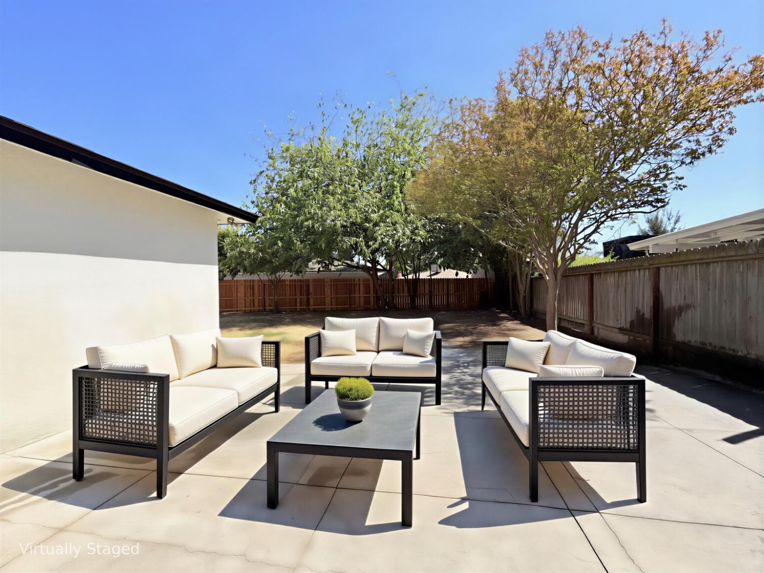 1833 W Pico Ave, Fresno, CA 93705