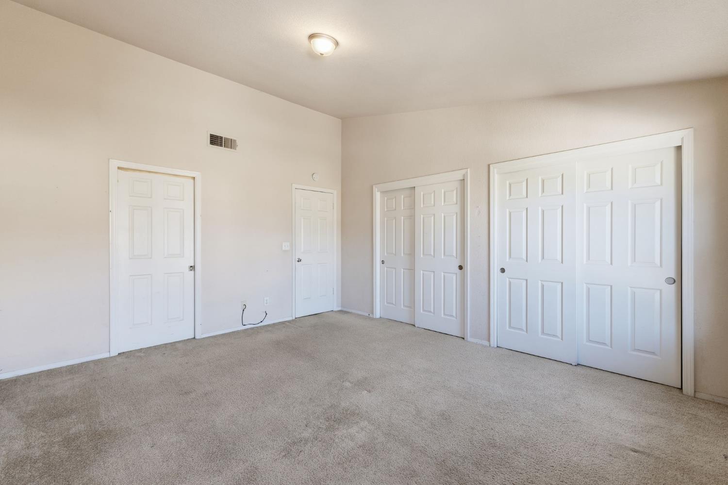 2670 Bliss Ave, Clovis, CA 93611
