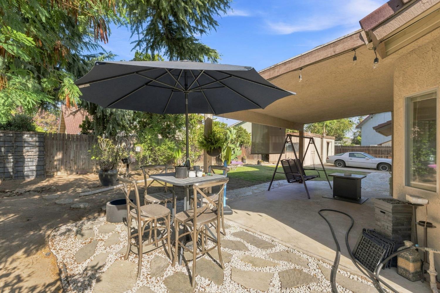 2670 Bliss Ave, Clovis, CA 93611