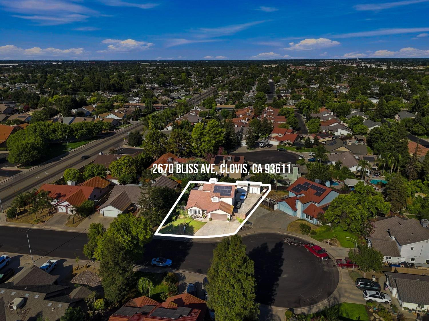 2670 Bliss Ave, Clovis, CA 93611