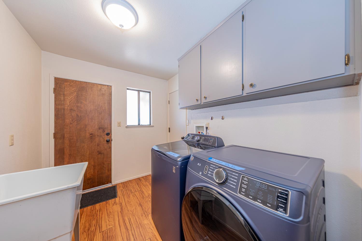 45453 N Oakview Dr, Oakhurst, CA 93644
