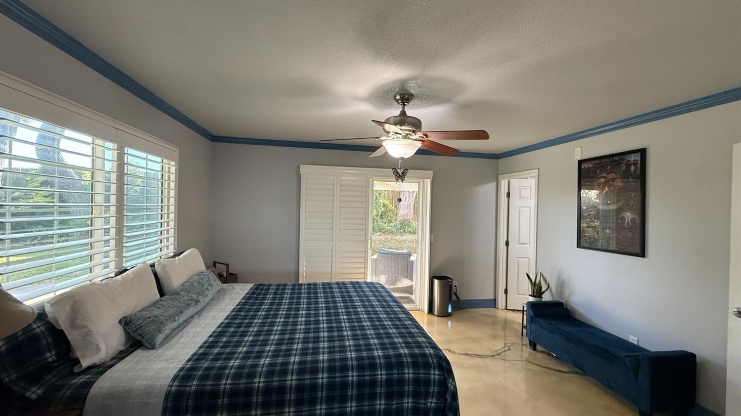 9568 S Academy Ave, Selma, CA 93662