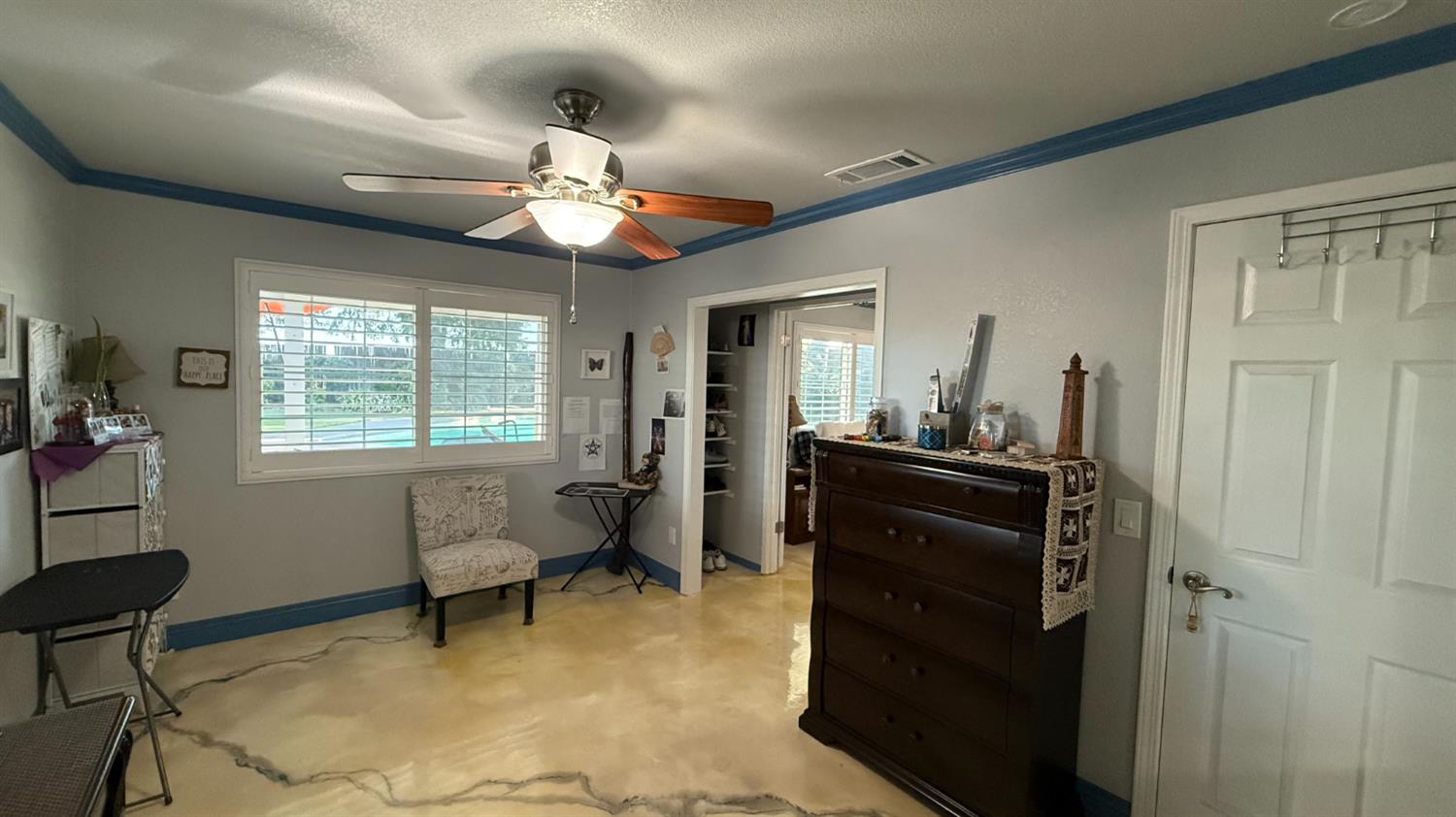 9568 S Academy Ave, Selma, CA 93662