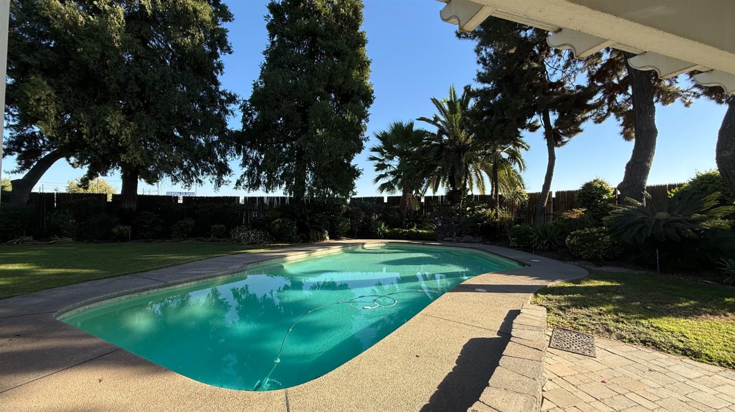 9568 S Academy Ave, Selma, CA 93662