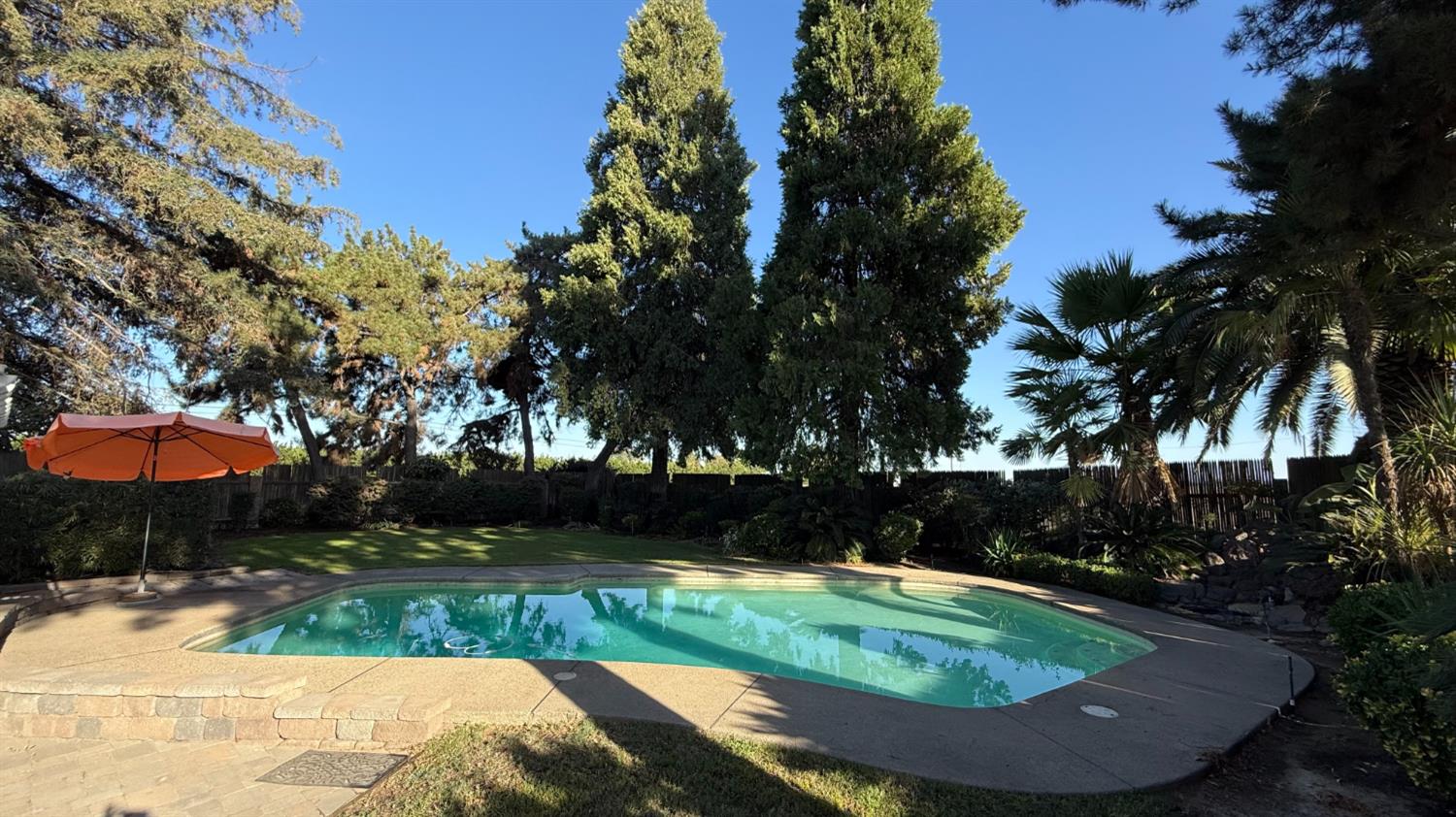 9568 S Academy Ave, Selma, CA 93662