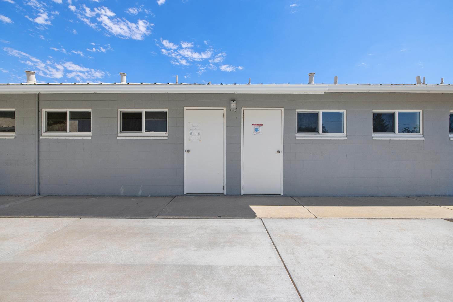 638 W Kern, Dinuba, CA 93618