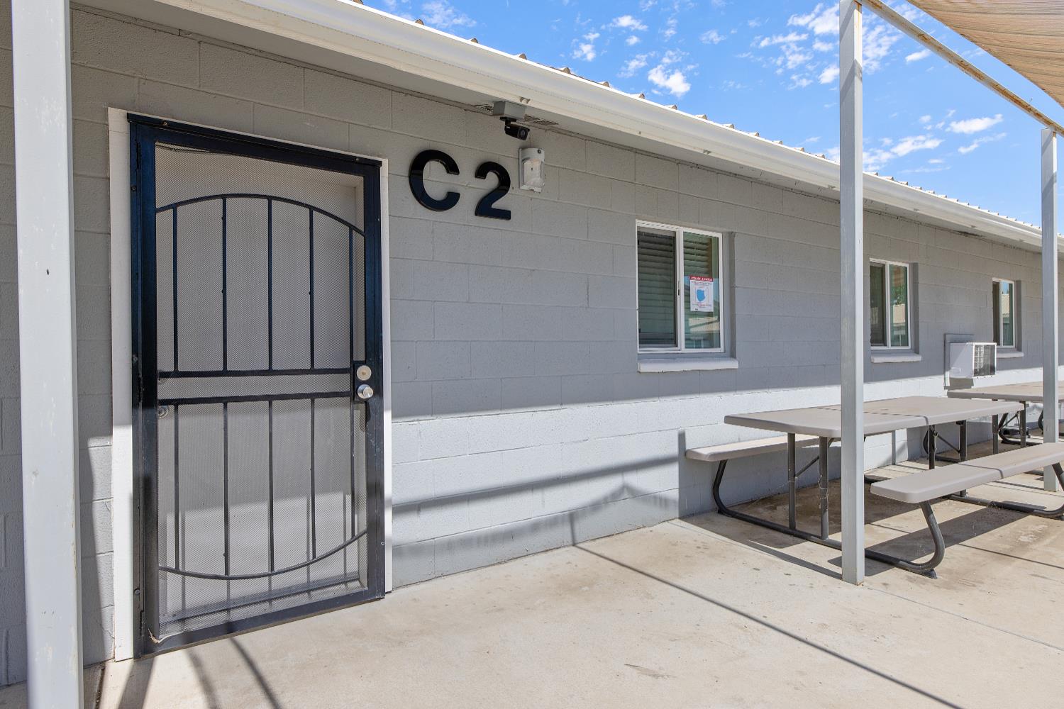 638 W Kern, Dinuba, CA 93618