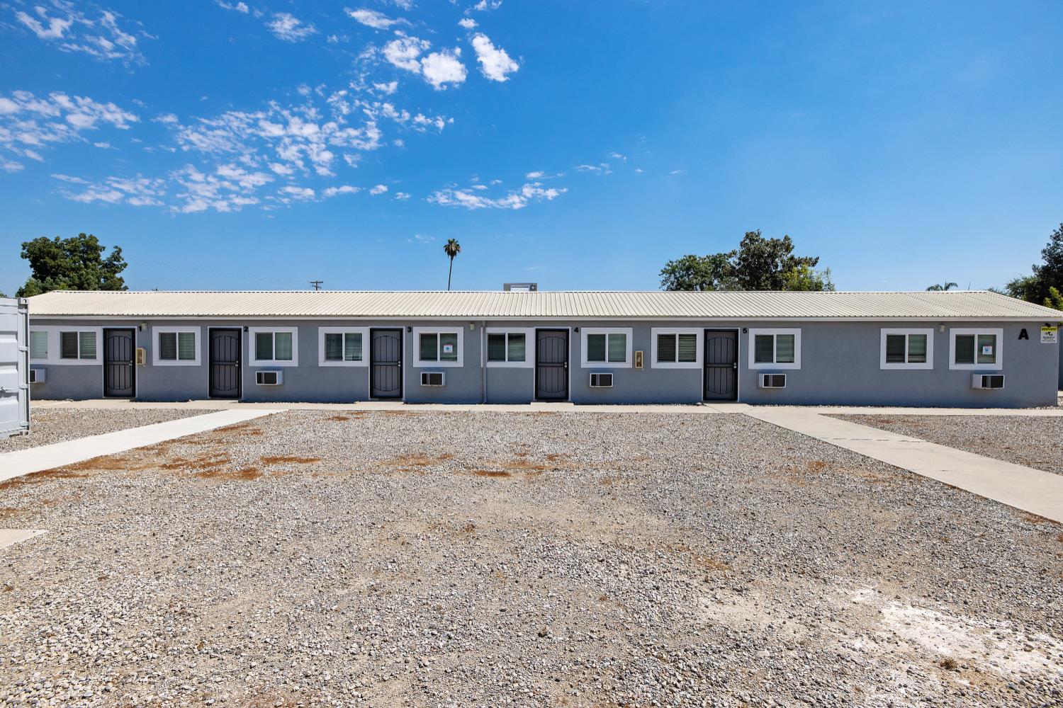 638 W Kern, Dinuba, CA 93618