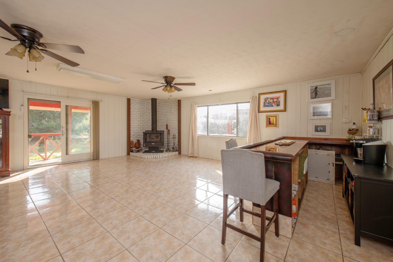 1351 Rector Ln, Yokuts Valley, CA 93675