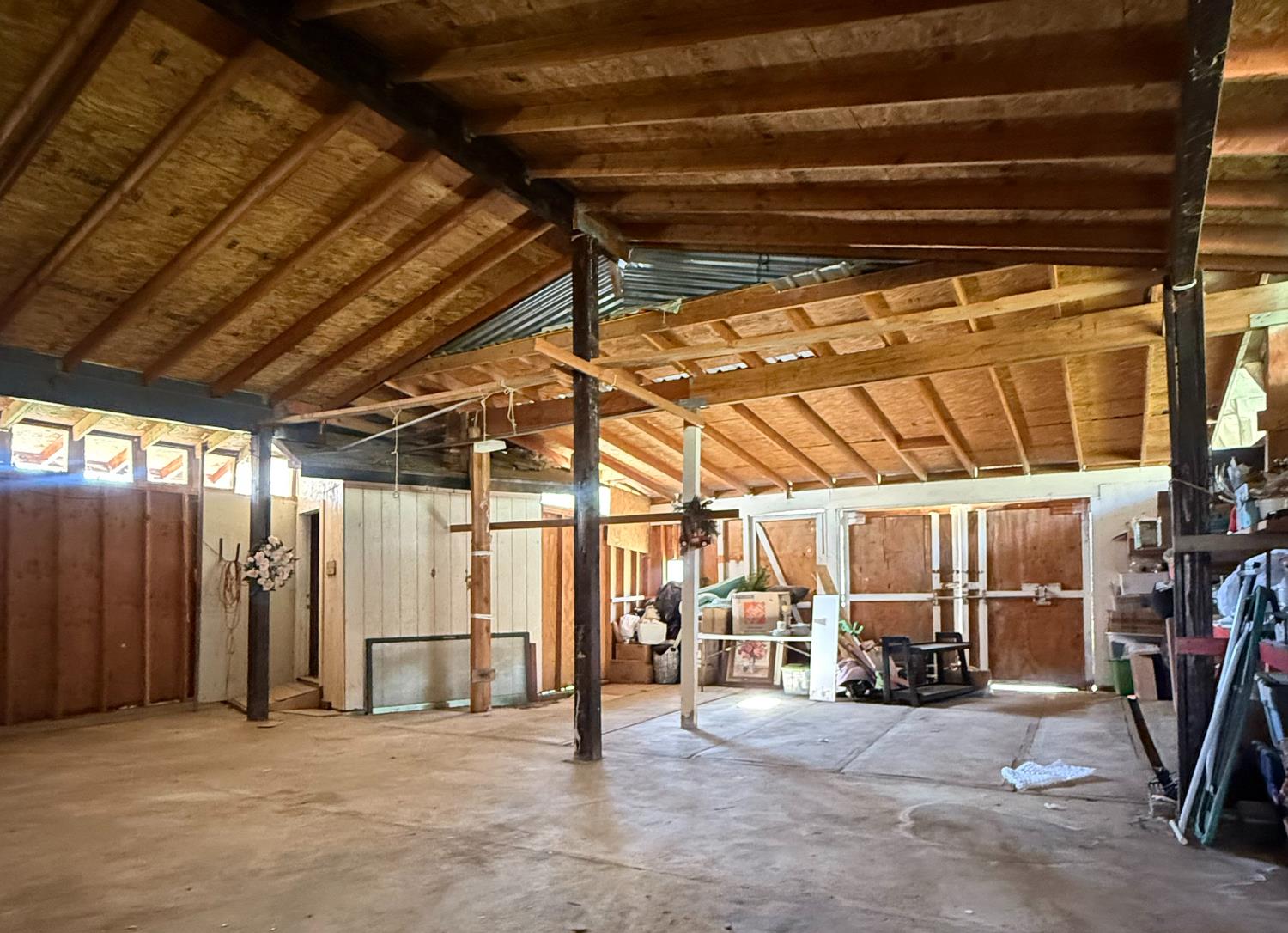 1351 Rector Ln, Yokuts Valley, CA 93675