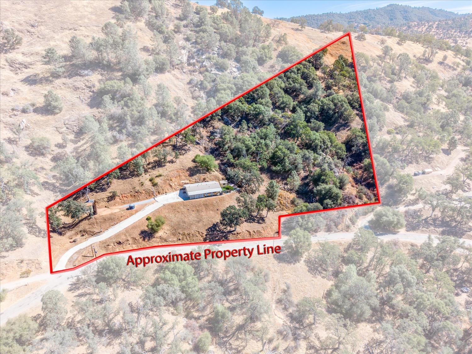 35767 Morava Rd, Coarsegold, CA 93614