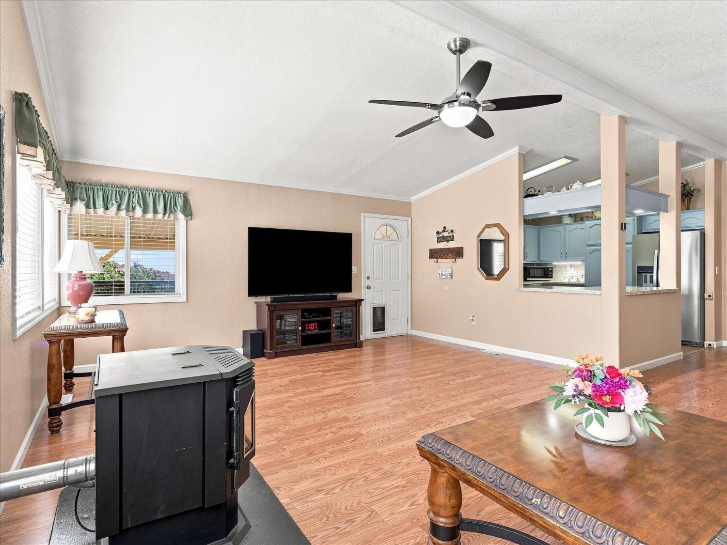 35767 Morava Rd, Coarsegold, CA 93614