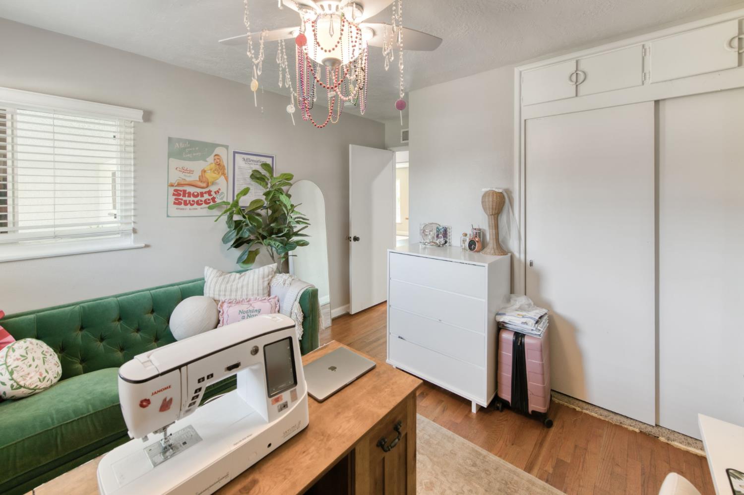 425 W Keats Ave, Fresno, CA 93704