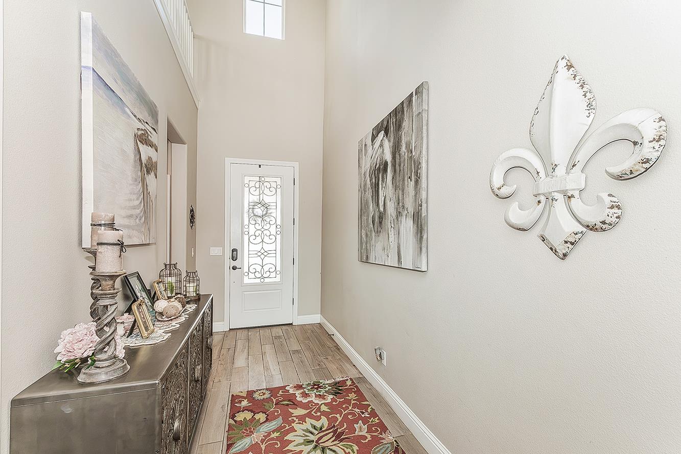 4475 Crown Bluffs Dr, Madera, CA 93636