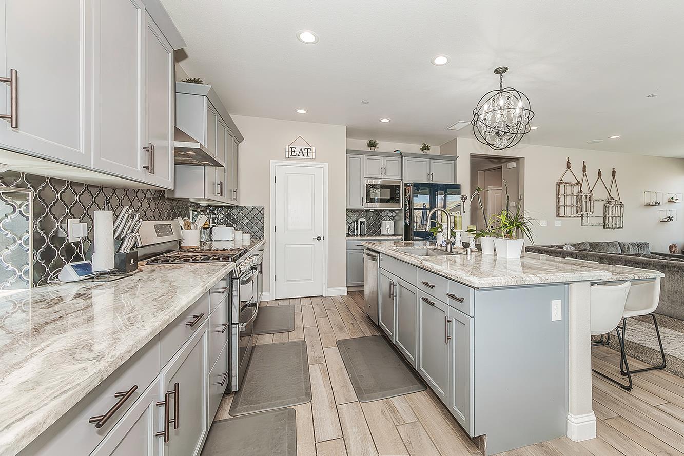 4475 Crown Bluffs Dr, Madera, CA 93636