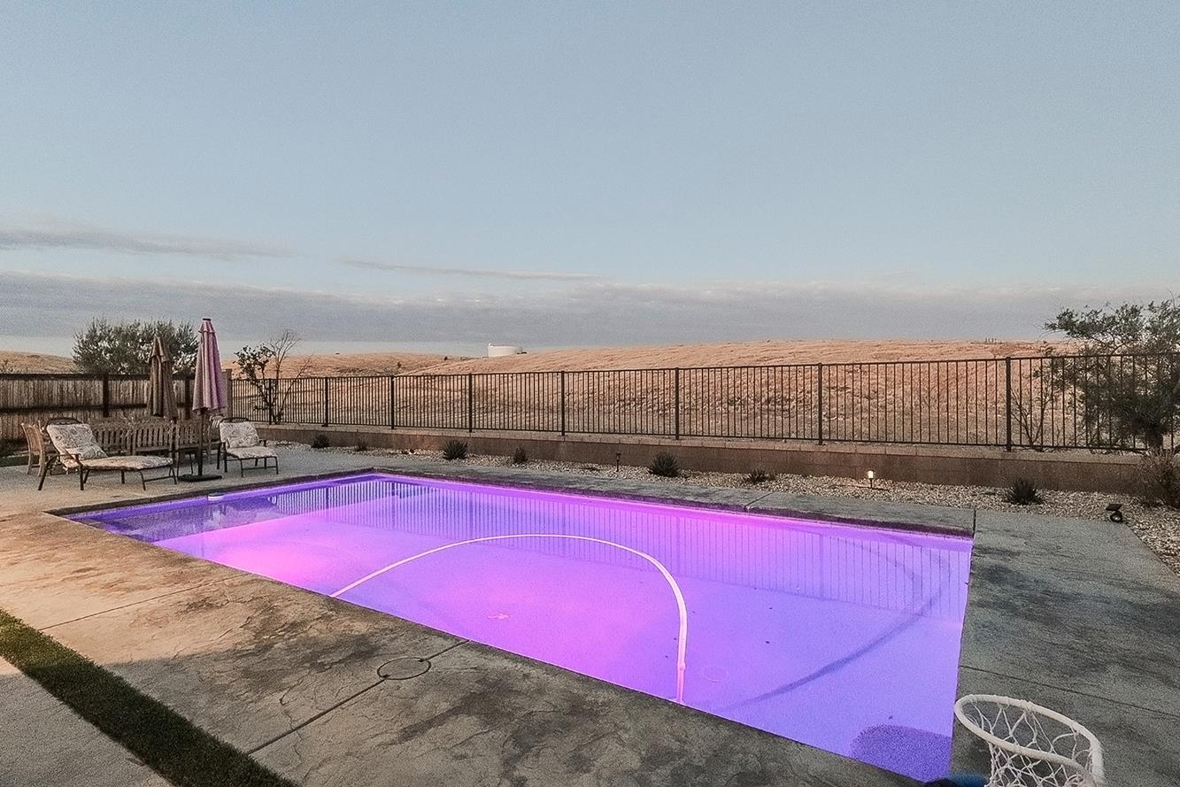 4475 Crown Bluffs Dr, Madera, CA 93636