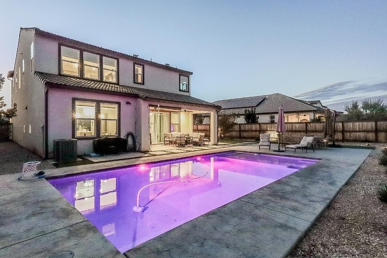 4475 Crown Bluffs Dr, Madera, CA 93636