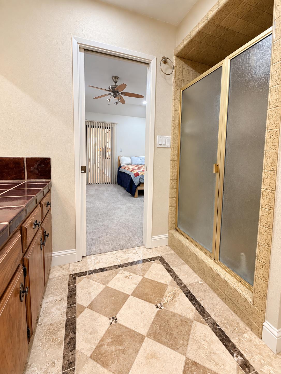 6758 N Hazel Ave, Fresno, CA 93711