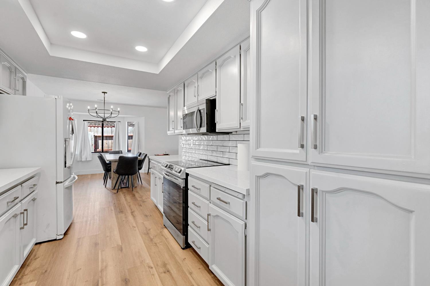 2325 Lincoln Ave, Clovis, CA 93611
