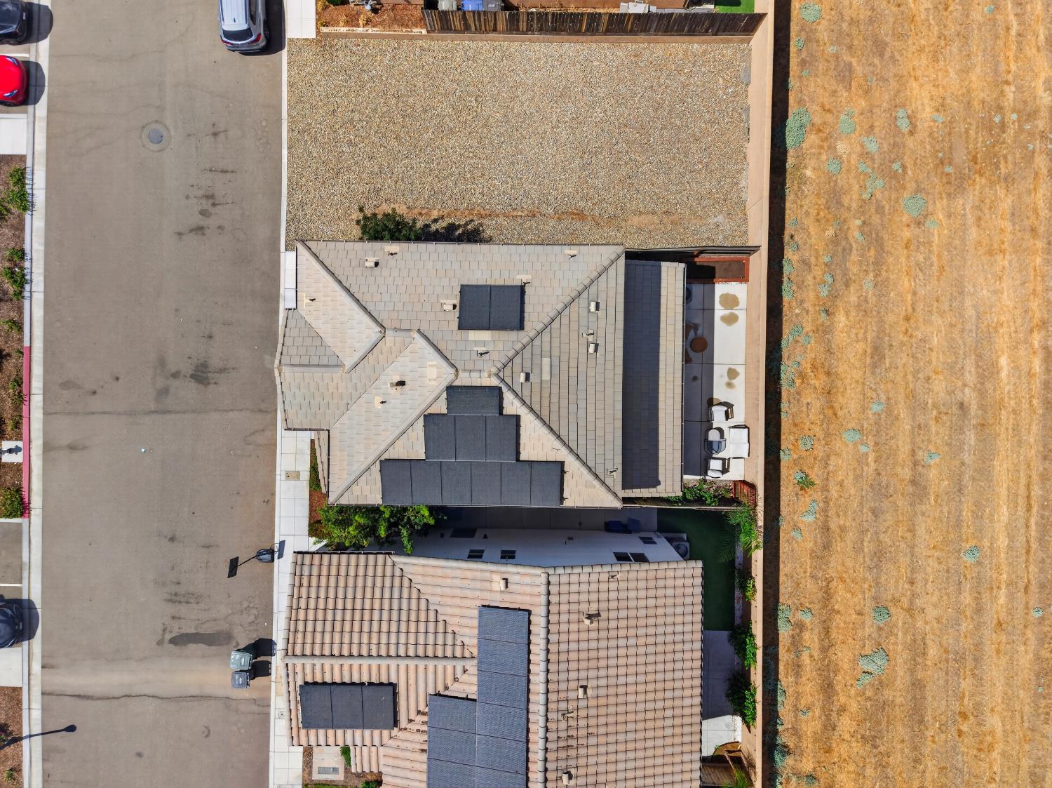 656 N Elise Ln, Fresno, CA 93727