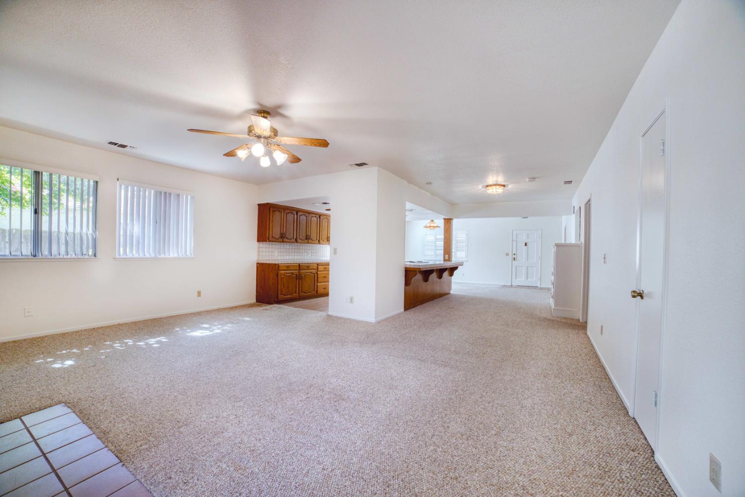 317 S K St, Madera, CA 93637