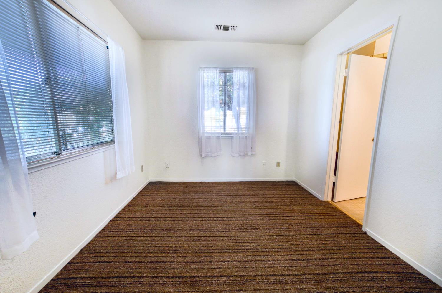 317 S K St, Madera, CA 93637