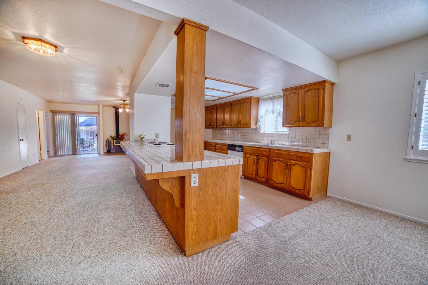 317 S K St, Madera, CA 93637