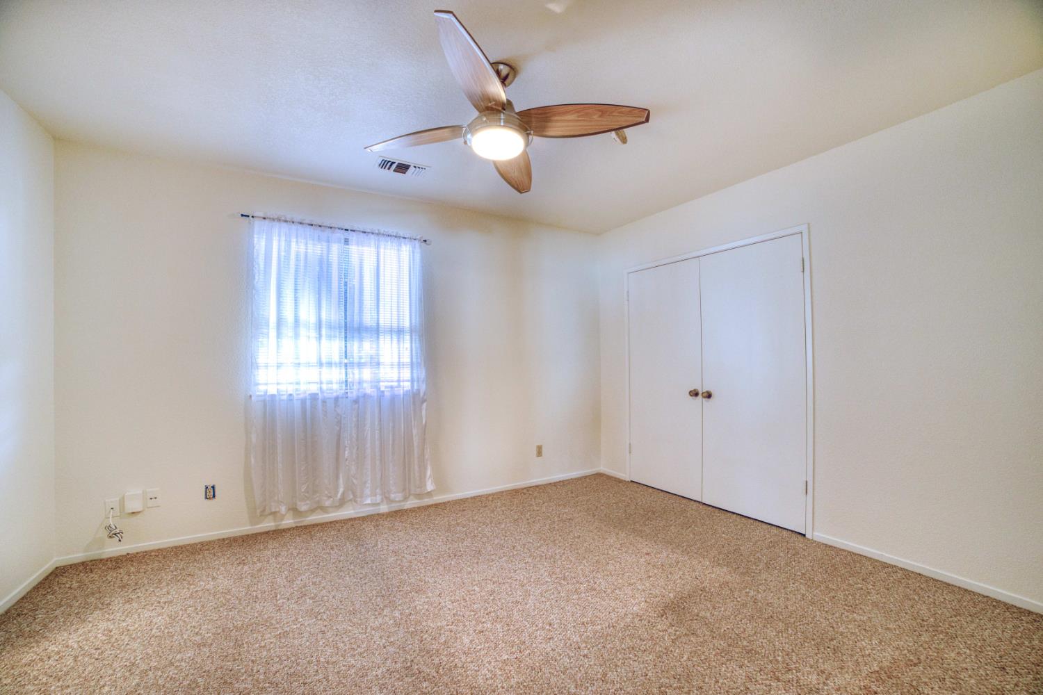317 S K St, Madera, CA 93637